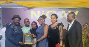 NIGAV, UK Magazine shower MMA2, BASL with Prestigious Awards