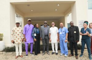 United Nigeria Airlines Founder, Okonkwo Donates ₦5m to Emeka Okwuosa Foundation’s Medical Mission