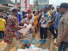 United Nigeria Airlines Donates N5m, Food Items to Ogidi Flood Victims