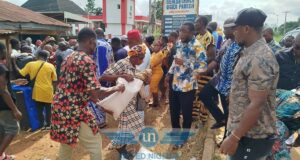 United Nigeria Airlines Donates N5m, Food Items to Ogidi Flood Victims