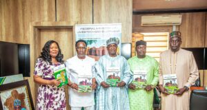 NiMet Presents Maiden Livestock Weather Bulletin to Minister of Livestock Development